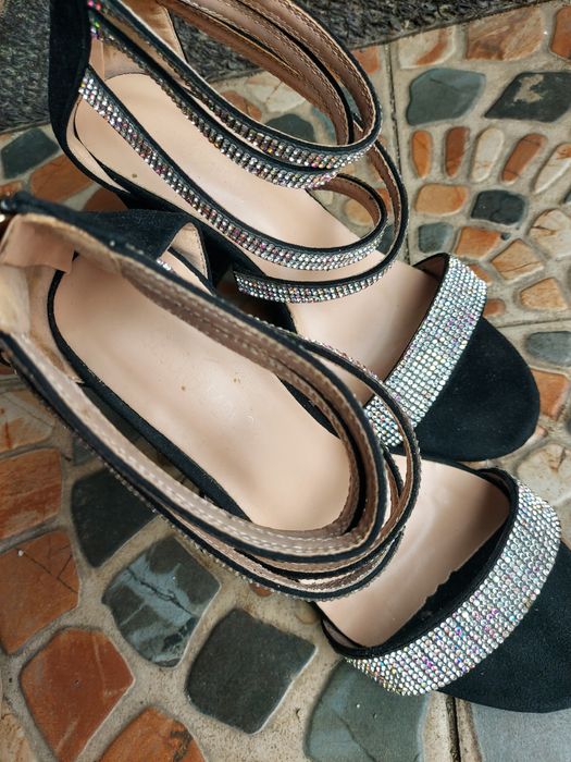 Sandale elegante din piele naturala, mărimea 37