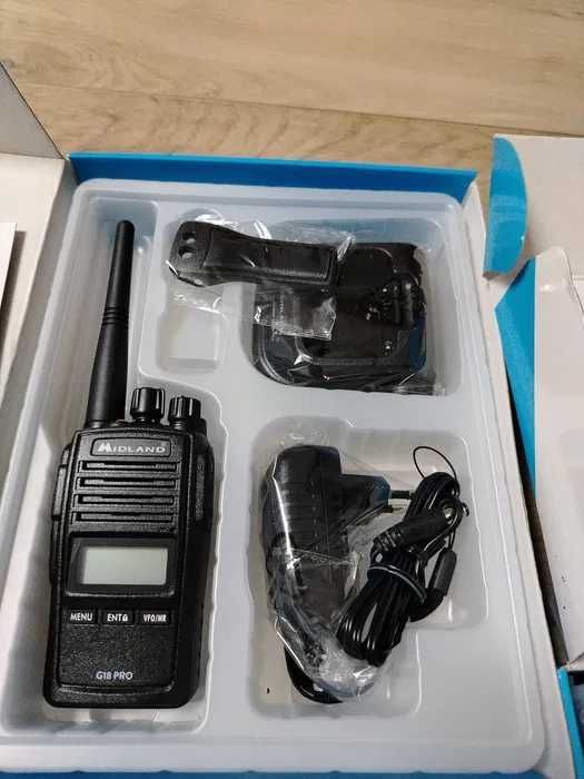 Stații radio Midland G18/G18 PRO cu cablu de programare si mic de mana