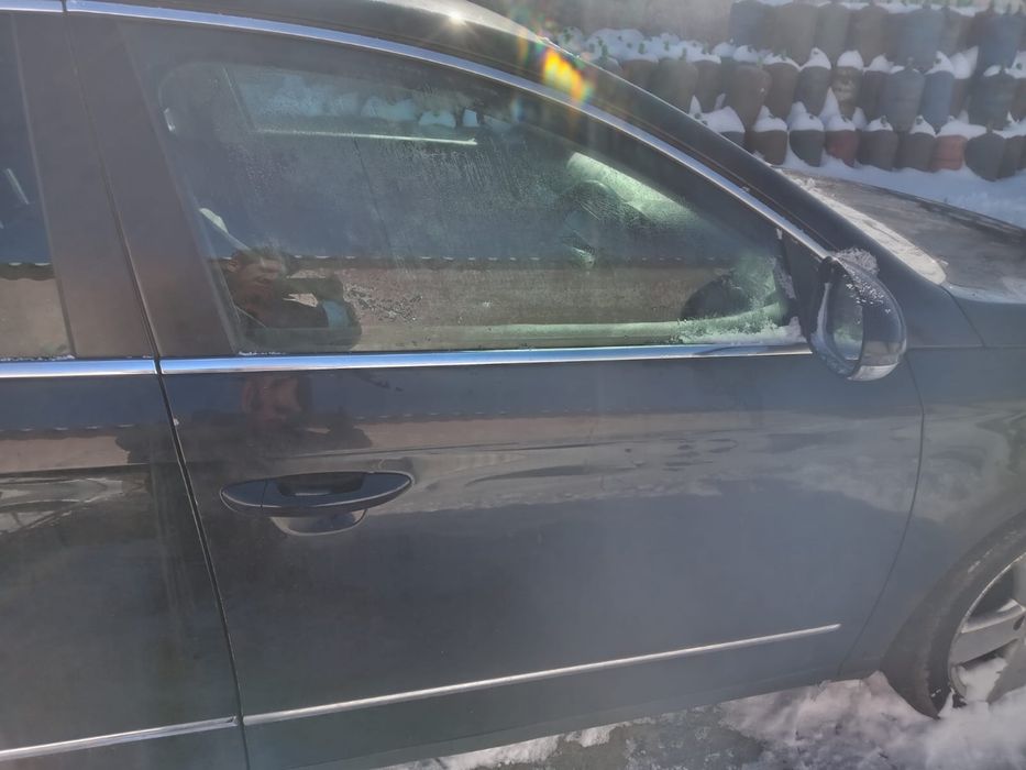 Usa usi stanga dreapta fata spate VW passat b6