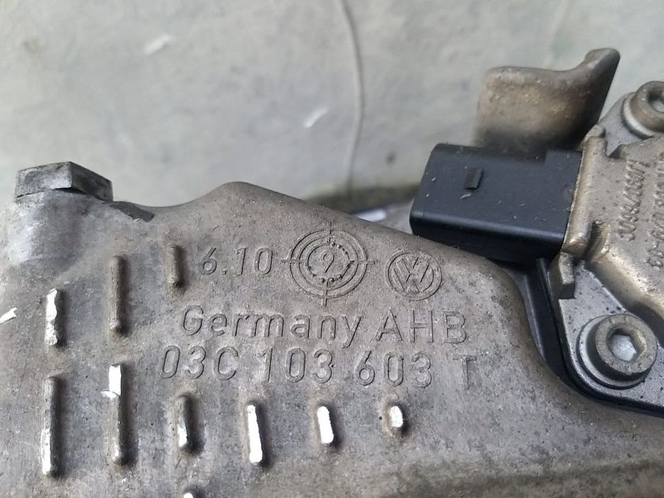 Baie ulei 1.4 tsi vw golf 6 5k 03c103603t