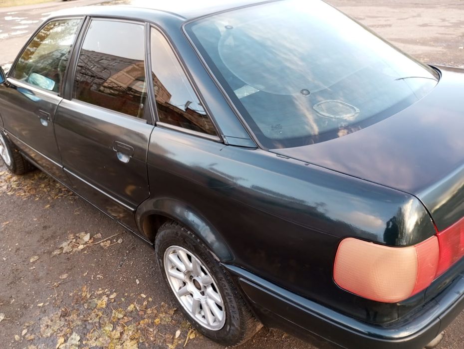 Продам машину Ауди Б4