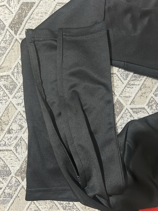 Спортен панталон на adidas и messi