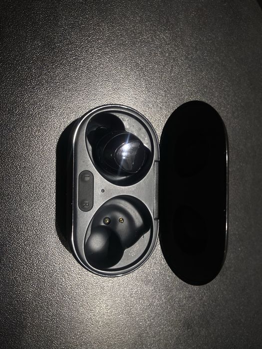 Продам Samsung Galaxy Buds