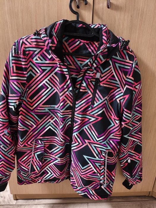 Горнолыжная куртка