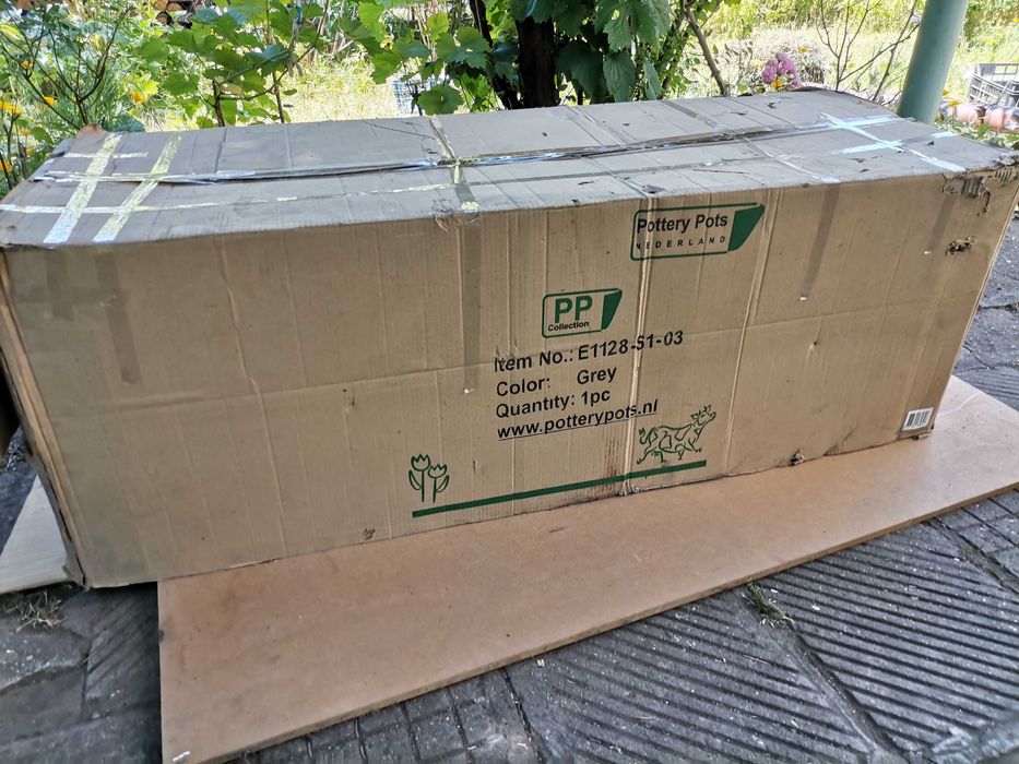 Дизайнерска саксия JUMBO JORT сива