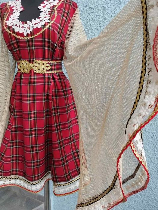 Красива носия, размер М