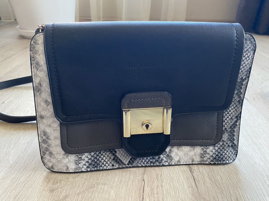 Чанта в три цвята