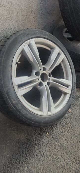 Janta 255/40/19 - rezerva BMW