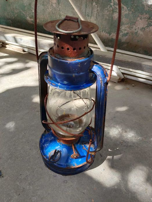 Керасиновая лампа