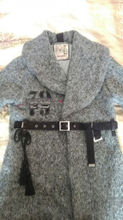 Кардиган в отличном состоянии