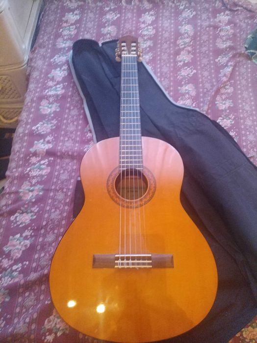 Класическа китара като нова!!