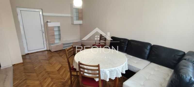 Дава се под наем Тристаен апартамент в Варна, Централна поща - 90 кв.м за 510 € - Снимка #2