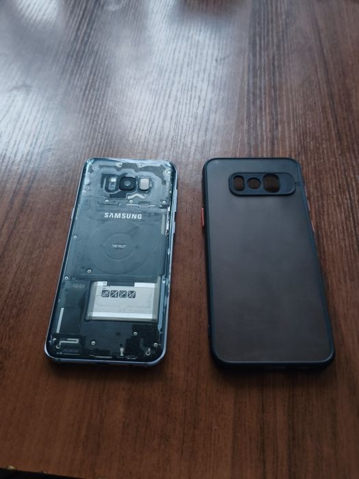 Samsung s8 plus 4/64gb