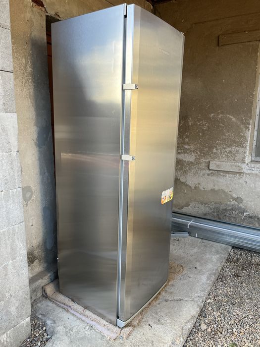 Frigider liebherr