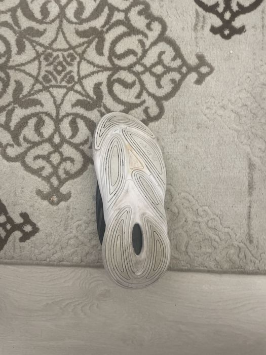 Adidas  Osella purtați de câteva ori