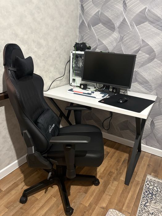 Игровое кресло Eco Estelar Jupiter (Черное)