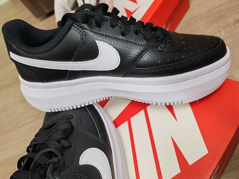 Маратонки NIKE W COURT vision