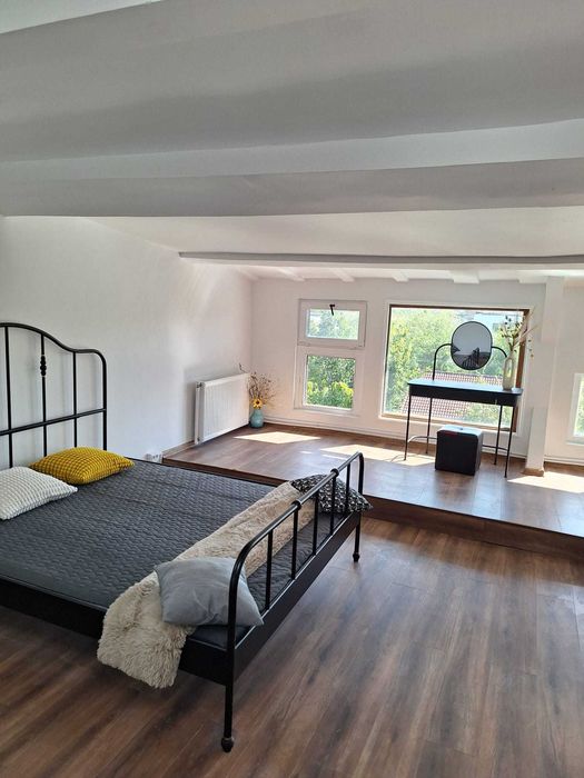 Apartament la mansardă, situat în zona Grădina Zoo – Jolie Ville.
