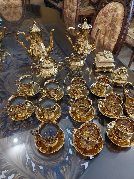 Сервис на 11 персон