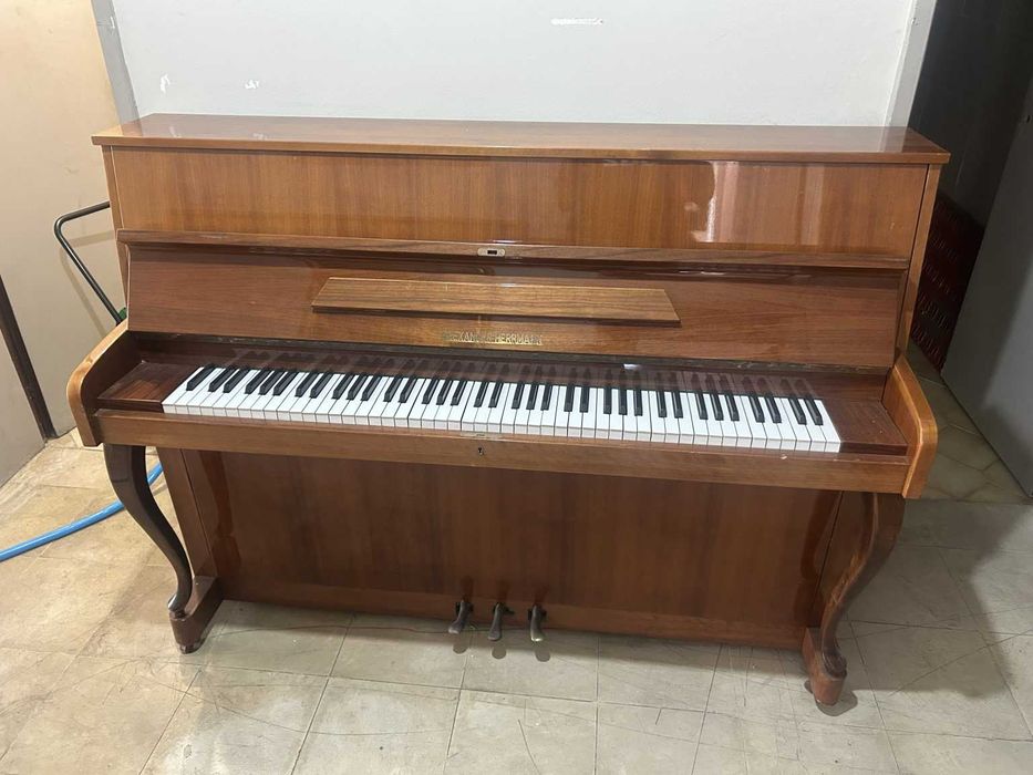 Немско пиано Alexander Herrmann