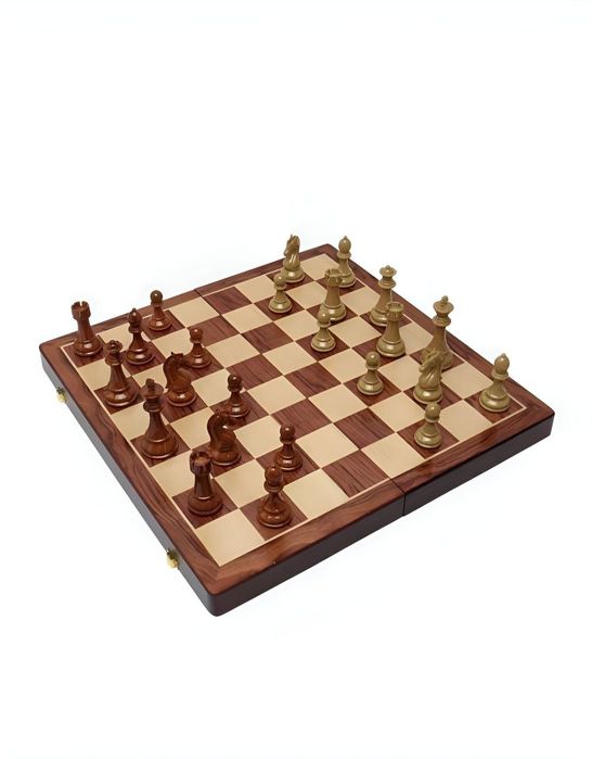 Качественные шахматы  Шахмат деревянный премиум