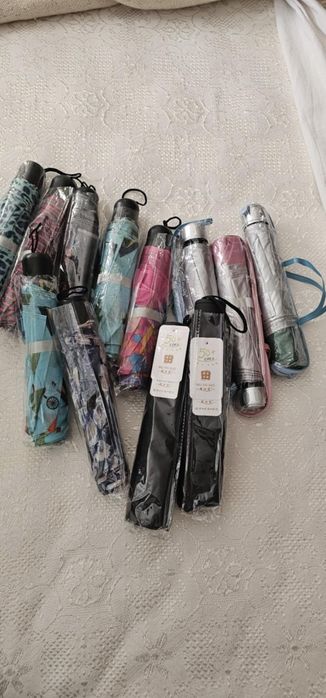 РАЗПРОДАЖБА - Чадъри на складови цени