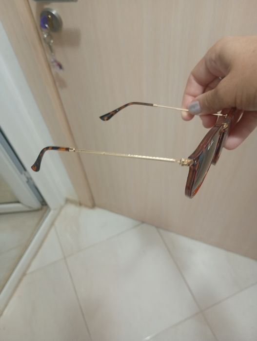 Страхотни модели слънчеви очила Rayban и Dior