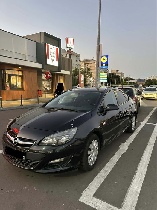 Opel Astra J 2013 1.6 GPL