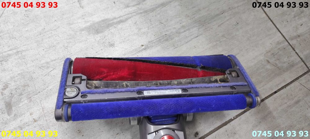 aspirator DYSON V8 acumulator bun  incarcator teava perie