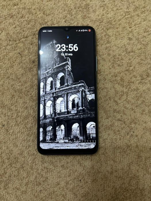 Обмениваю телефон!