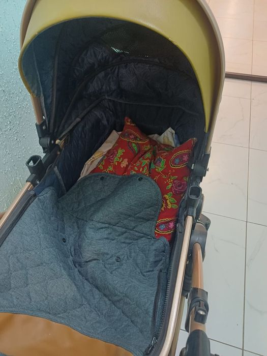 Коляска детская в хорошем состоянии