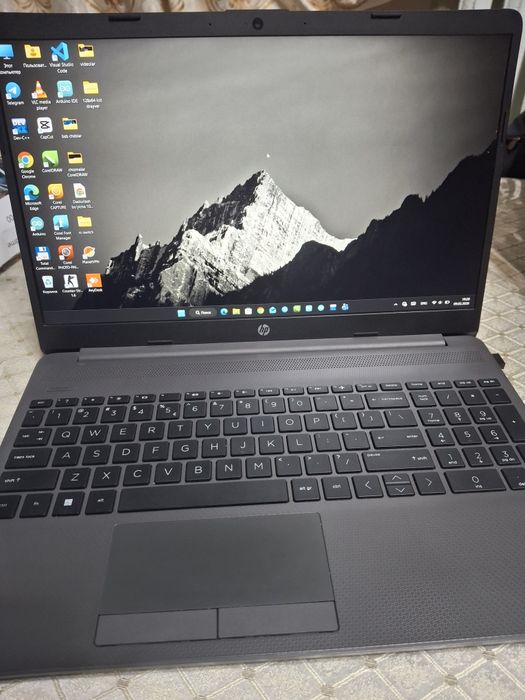 Ноутбук сотилади!