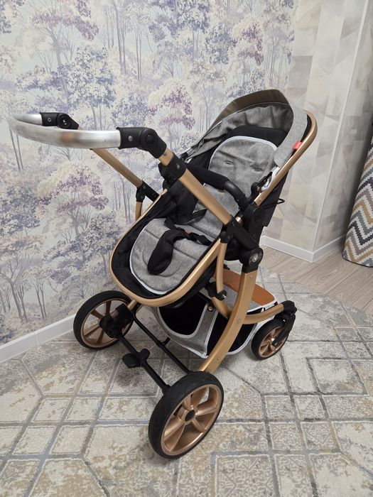 Продаётся детский манеж, коляска, коврик