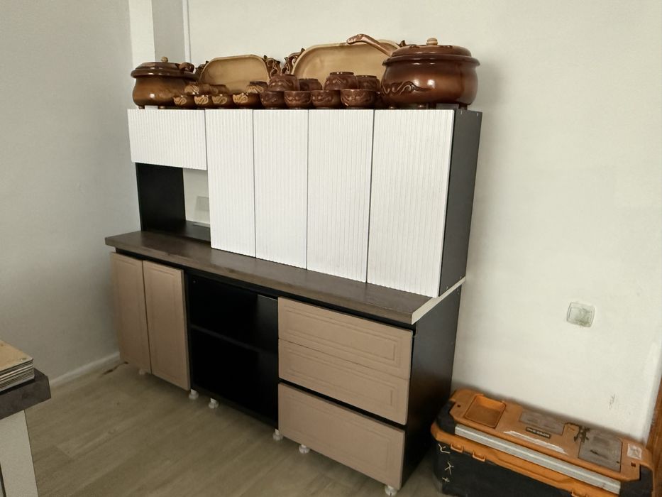 Продам кухню  новую МДФ
