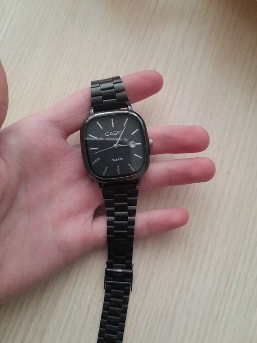 Часы мужской хорошие