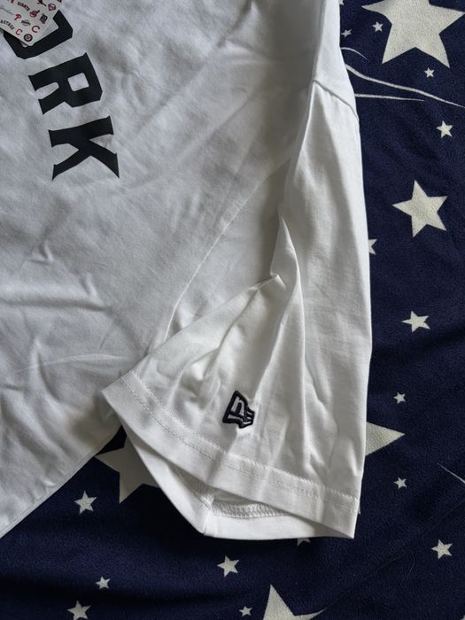 Tricou New Era.