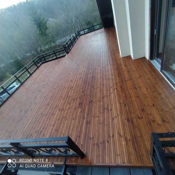 Pardosea exterior pin/Deck pin tratat in autoclava.