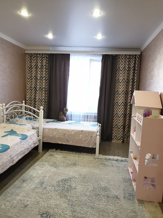 Продаётся 4х комн.квартира