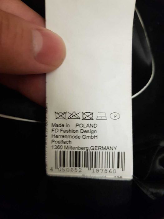 продам пальто мужское Lagerfeld оригинал