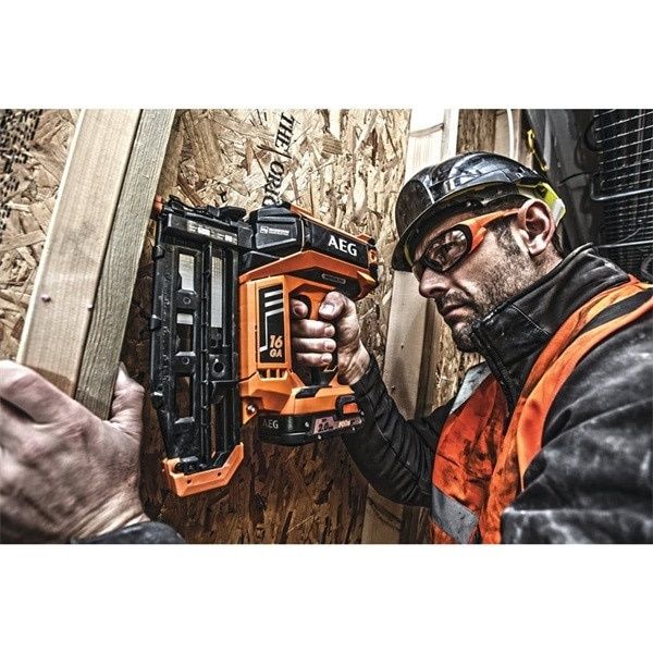 Такер за пирони AEG B18N18 solo 18GA Nailer