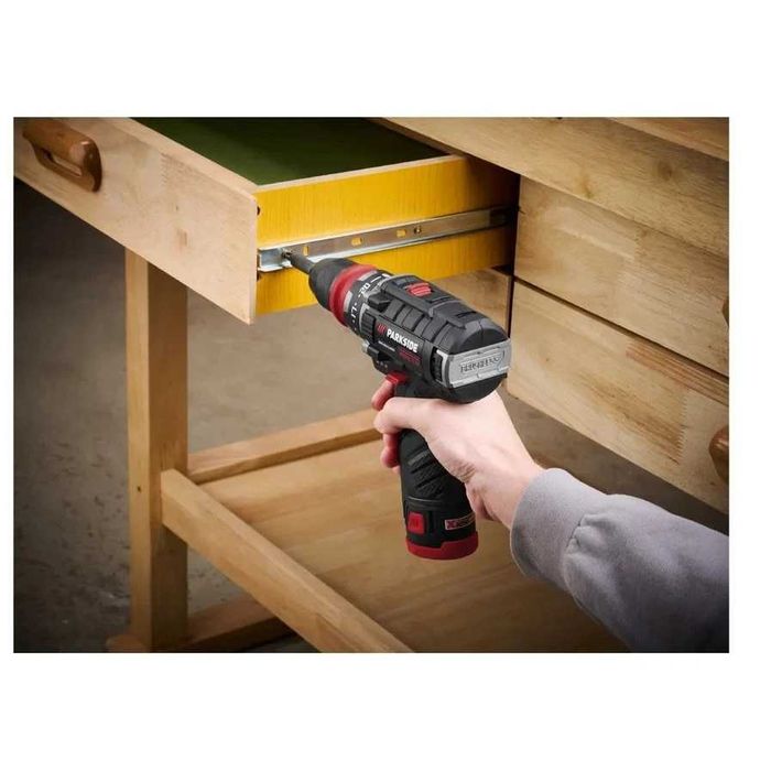 Bormașină 35 Nm cu cap detașabil, cu acumulator 2Ah!