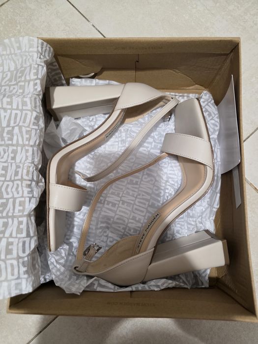 Sandale piele Steve Madden, marime 37