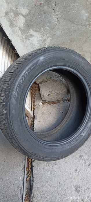 4 бр  гуми 235 55 17 Falken