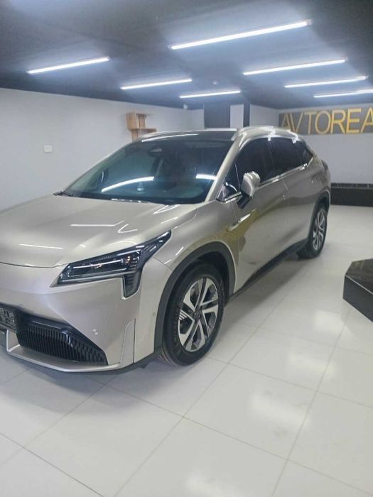 Электромобиль GAC AION LX