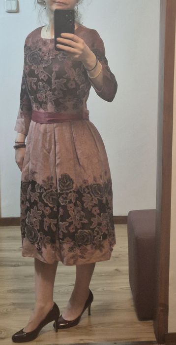 Rochie midi elegantă