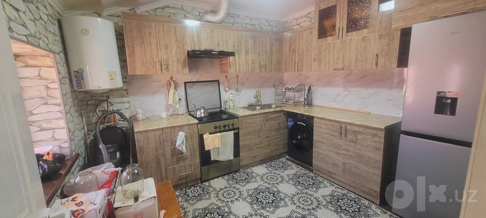 Samkochda 2 xonalı uy sotıladı.