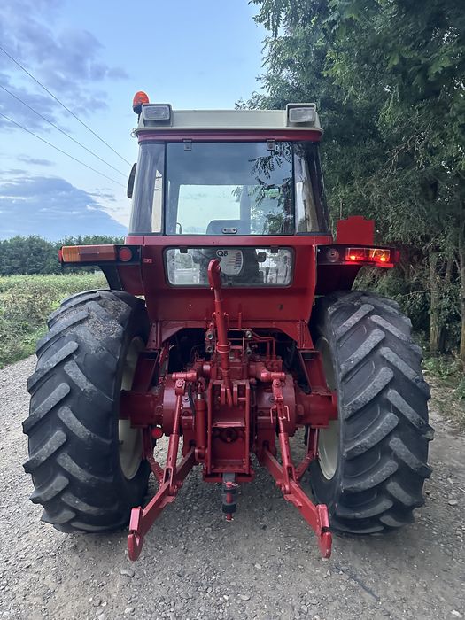 Tractor International 1255XL