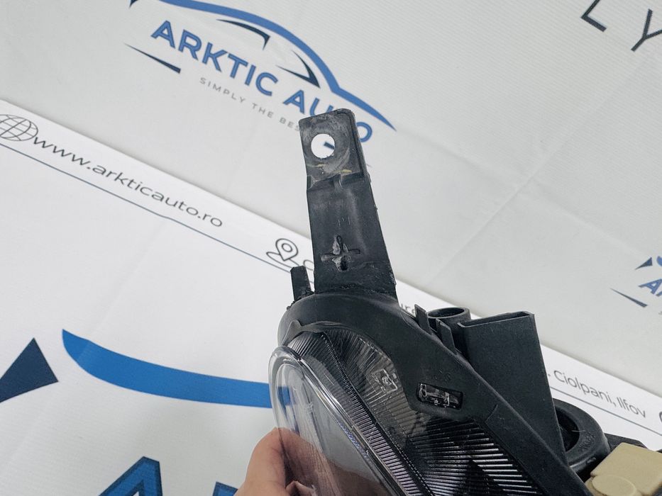 Far dreapta led Ford Kuga model dupa 2020 cod LV4B-13W029-AL