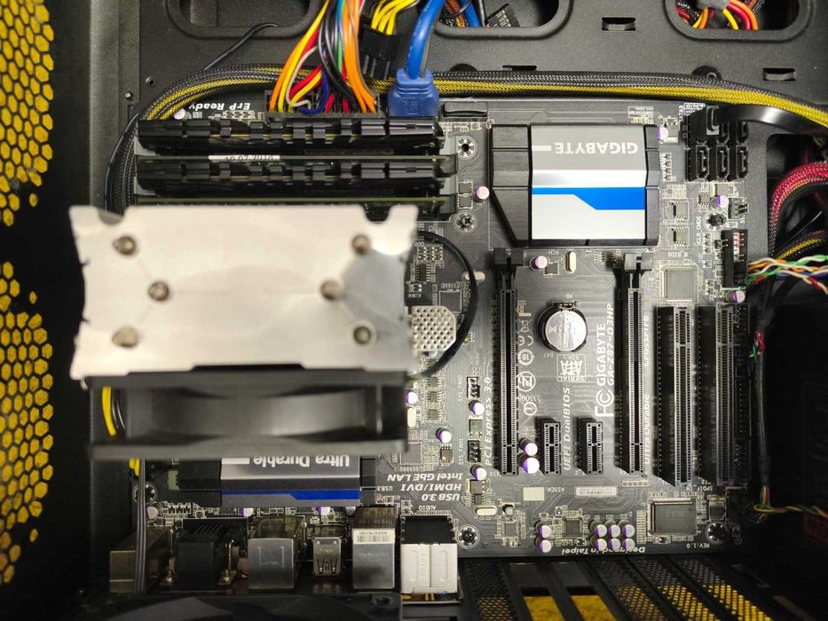 KIT Gaming i7 4790+ Placa de baza Gigabyte Z87-D3HP + 12 GB