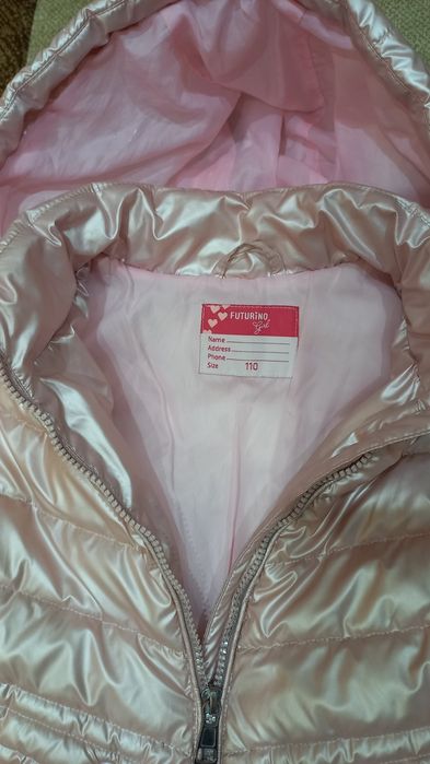 Продам куртку для девочки